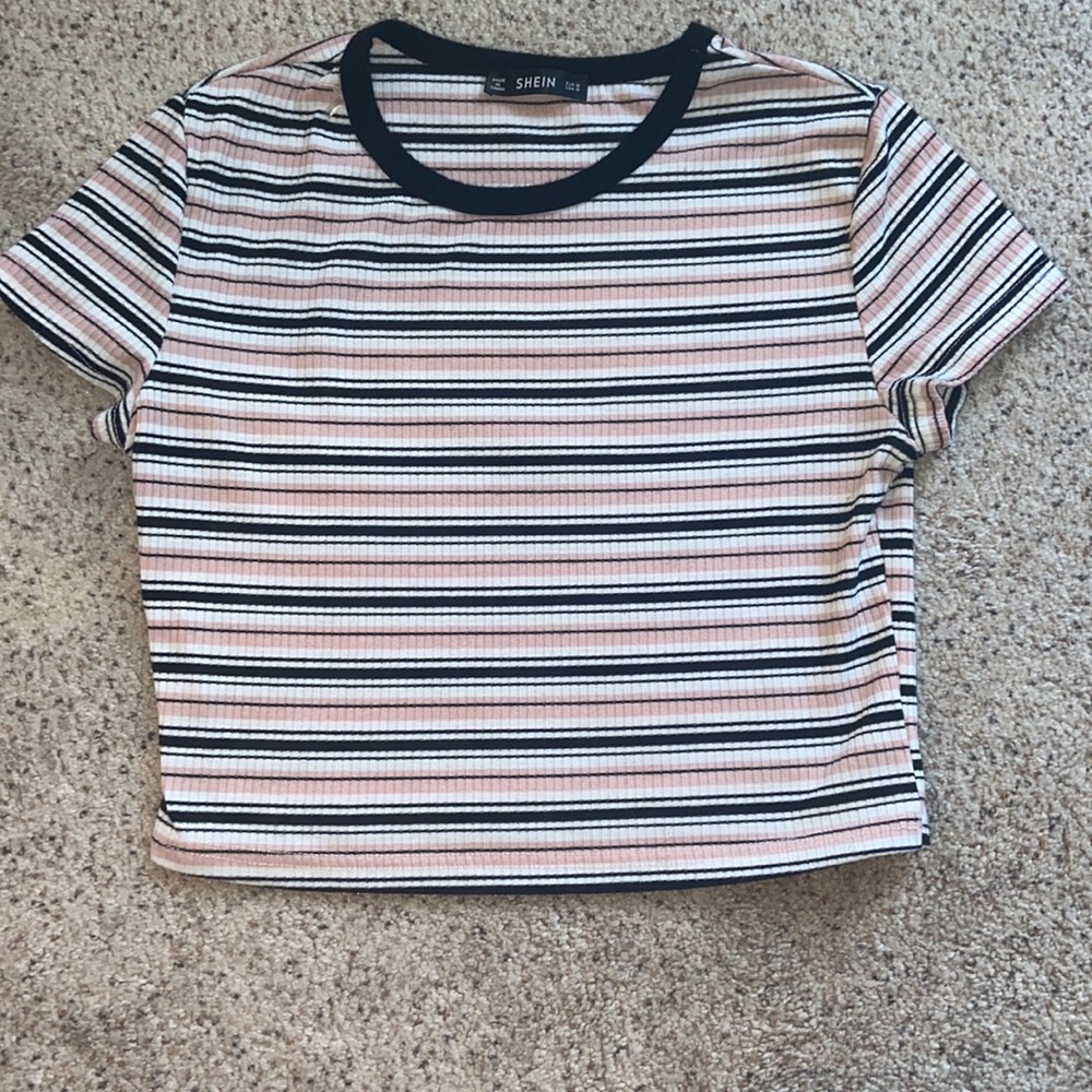 SOLD‼️  SHEIN crop top in fairly good condition